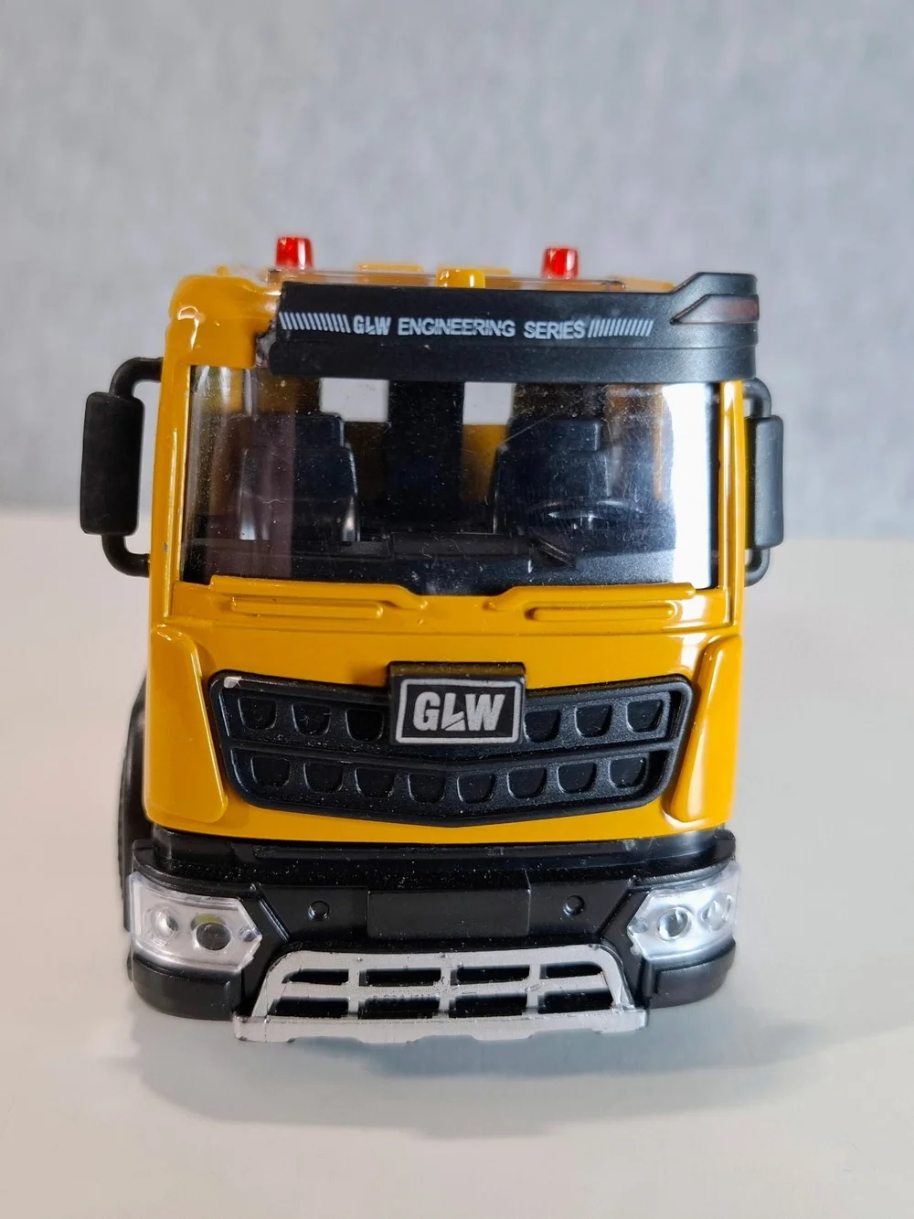 GLW  Yellow Toy Engineering Truck for Kids